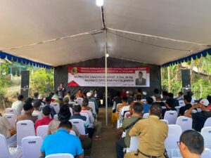 Reses di Bangsalsari Jember, Warga Titip Harapan Perbaikan Jalan kepada Candra Hidayat